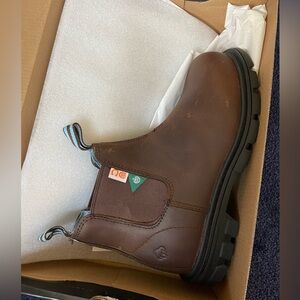 NWT Wolverine steel toe work boots size 8